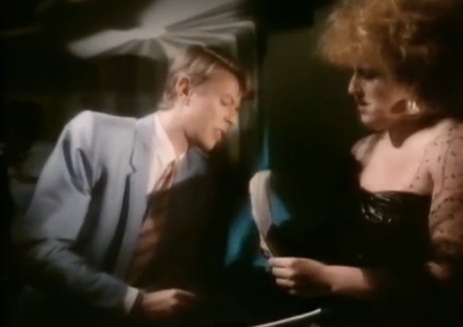 Eve Ferret - David Bowie - Jazzin' for Blue Jean - video short 1984
